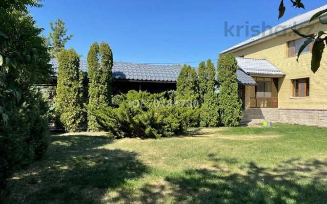 7-комнатный дом, 270 м², 8.5 сот., мкр Шугыла, Енбек 13 Almaty - photo 1