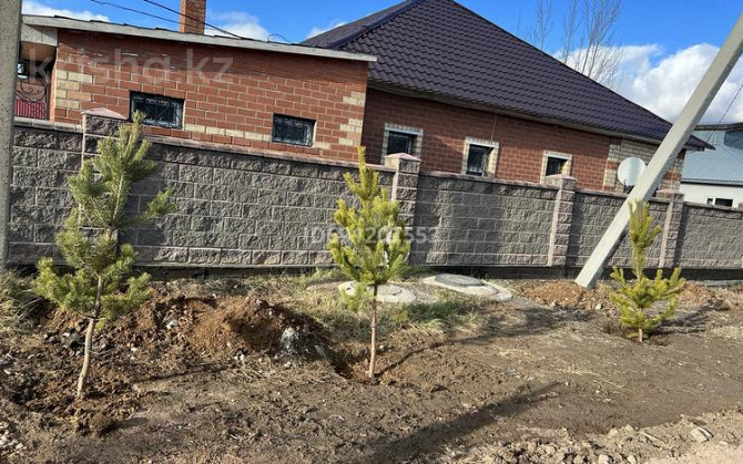 4-комнатный дом, 240 м², 15 сот., Есиль - Сарыарка-Есиль  - изображение 1