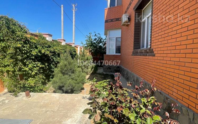 7-комнатный дом, 400 м², 10 сот., мкр "Шыгыс 3" 87 Aqtau - photo 2