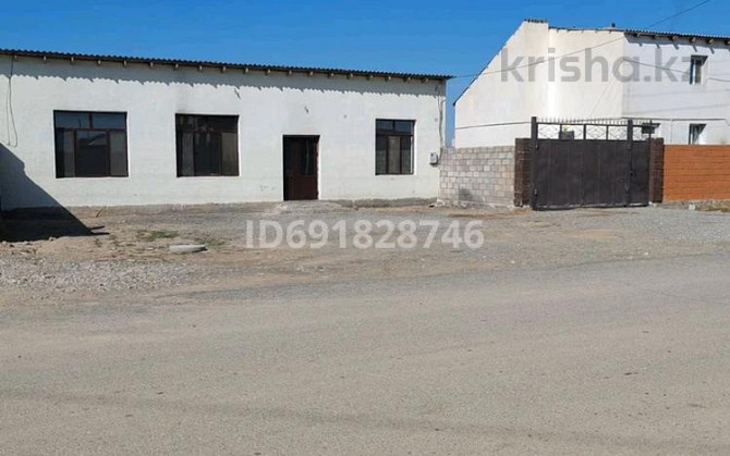 4-комнатный дом, 140 м², 10 сот., Ө.Жәнібеков 13/1 Turkestan - photo 1