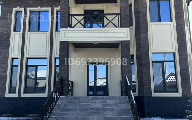 7-комнатный дом, 250 м², 10 сот., мкр Нуртас, Тайбекова 214 - Рядом с клиникой Атамекен Shymkent - photo 1