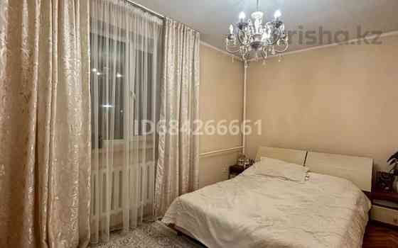 4-комнатный дом, 200 м², 8 сот., мкр Акжар 9 Алматы