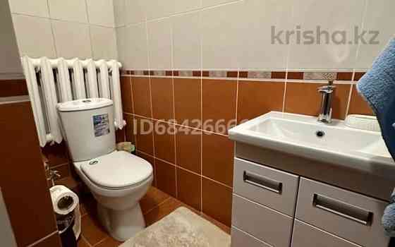4-комнатный дом, 200 м², 8 сот., мкр Акжар 9 Алматы
