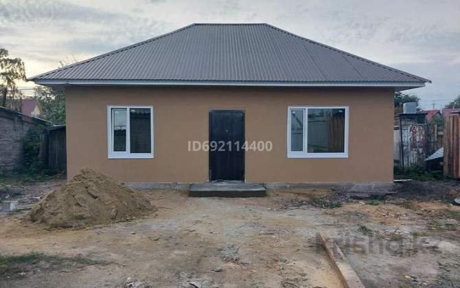 3-комнатный дом, 70 м², 3.5 сот., Валиханова - Клуб строителей Костанай - изображение 1