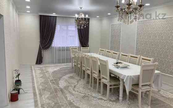 6-комнатный дом, 250 м², 10 сот., Егинди Булак 3 - Возле школы 70 Актобе