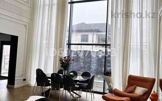 4-комнатный дом, 200 м², 5.5 сот., мкр Думан-2 - Даркенбаева Almaty