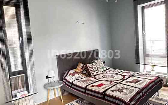 4-комнатный дом, 200 м², 5.5 сот., мкр Думан-2 - Даркенбаева Almaty