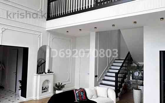 4-комнатный дом, 200 м², 5.5 сот., мкр Думан-2 - Даркенбаева Almaty