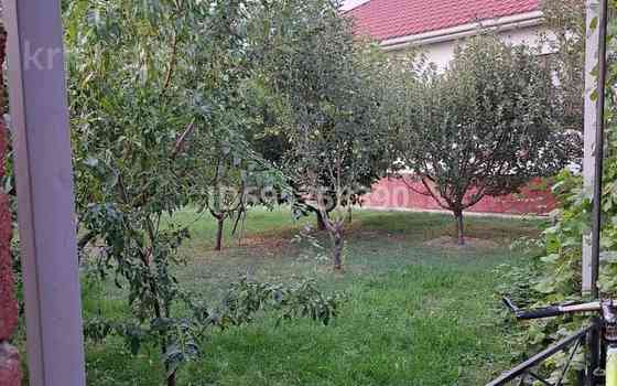 4-комнатный дом, 150 м², 8 сот., Байтерек 18 