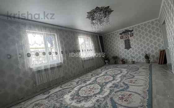 4-комнатный дом, 132 м², 4 сот., С/к гормолзавод 43А - Возле 71 школы Актобе