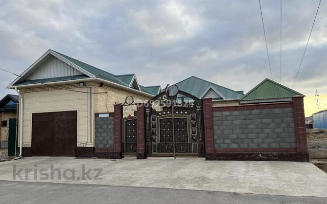8-комнатный дом, 250 м², 12 сот., Байтерек 63А - СПМК-70 Kyzylorda - photo 1