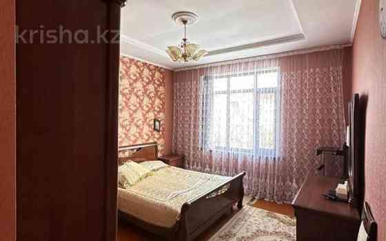 6-комнатный дом, 300 м², 8 сот., Мурата 27 Almaty