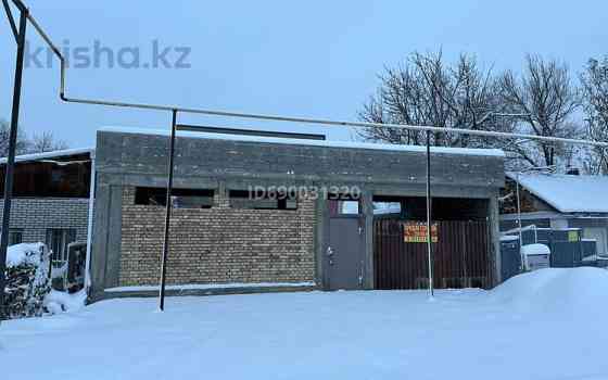 8-комнатный дом, 255 м², 4 сот., Сматлаева 71 - Тауке Хана / Сматлаева бывшая Белинского Шымкент