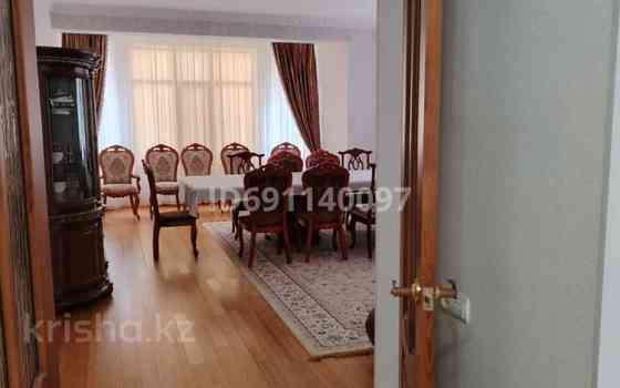 5-комнатный дом, 389.5 м², 10 сот., Новый город, П.Украйнка Актобе