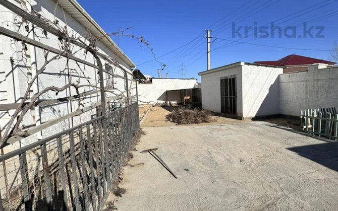 4-комнатный дом, 161 м², 6 сот., Шаттық 120/9  - изображение 3