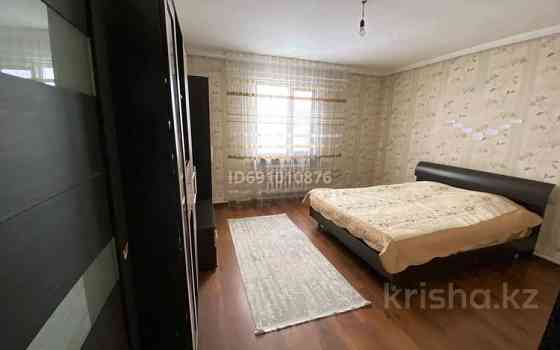 7-комнатный дом, 220 м², 6 сот., мкр Альмерек 233 - Касым хана Almaty
