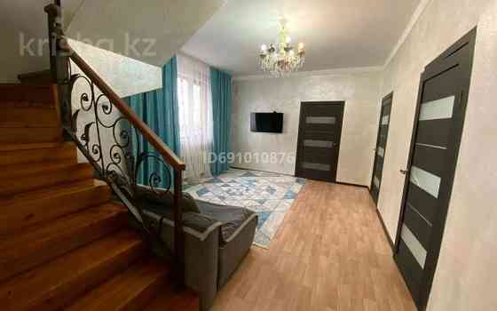 7-комнатный дом, 220 м², 6 сот., мкр Альмерек 233 - Касым хана Almaty
