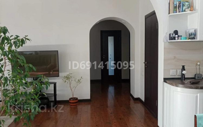8-комнатный дом, 350 м², 12 сот., Садыкова 51 - Школа # 28 Талдыкорган - изображение 8