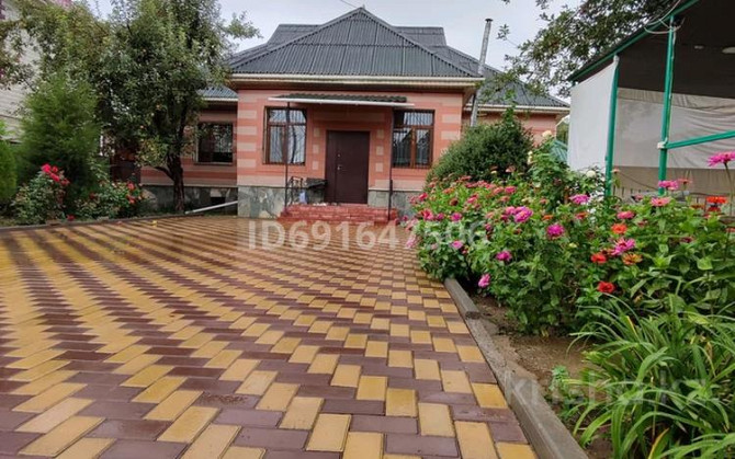 4-комнатный дом, 180 м², 9.4 сот., Турар 27  - изображение 2
