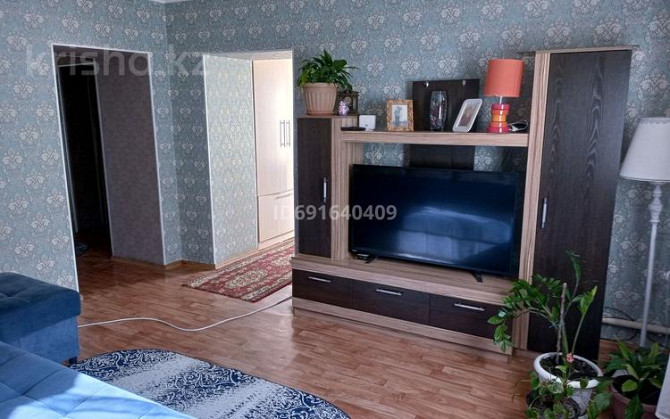 4-комнатный дом, 120 м², 7 сот., Аль-Фараби 64 - Центр  - изображение 1