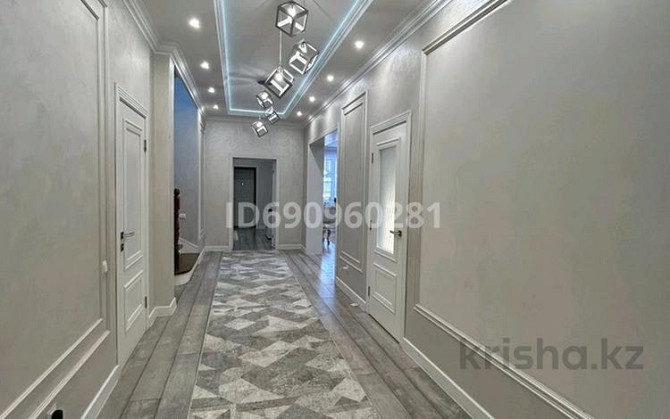 7-комнатный дом, 300 м², 10 сот., Богенбай батыра 6 - Заде автосалон Ниссан центра  - изображение 3