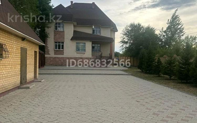 10-комнатный дом, 335 м², 10 сот., Прииртышская 31 Ust-Kamenogorsk - photo 6