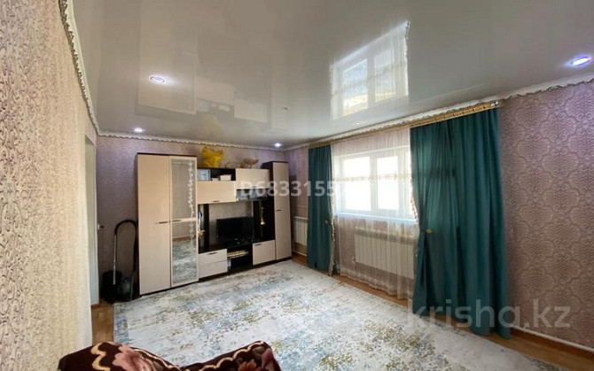 2-комнатный дом, 72 м², 6 сот., 12мкрн 42 Aqtobe - photo 2