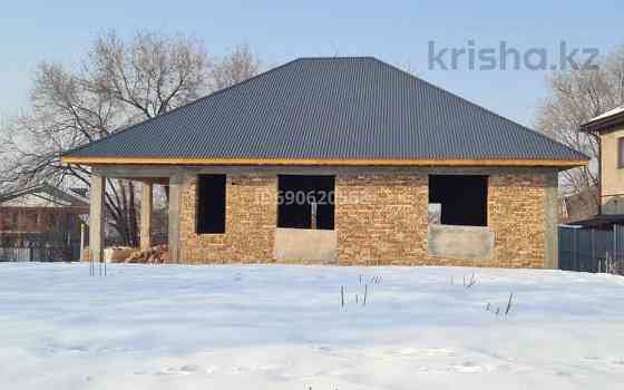 4-комнатный дом, 200 м², 7.9 сот., Жандосыва - Рыскулова 