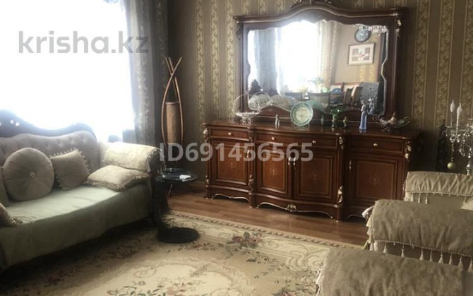 9-комнатный дом, 290 м², 9 сот., 1  - изображение 2
