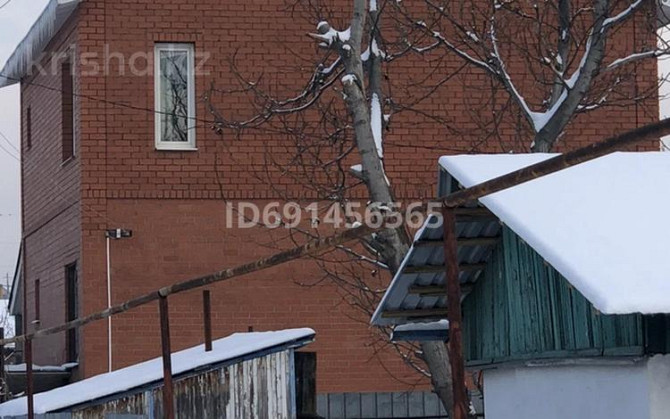 9-комнатный дом, 290 м², 9 сот., 1  - изображение 1
