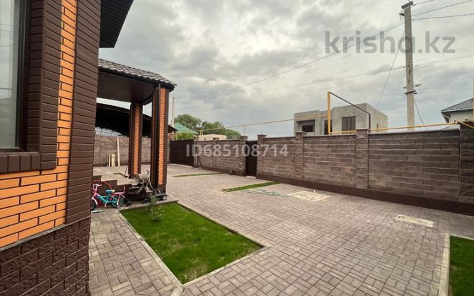 7-комнатный дом, 243.7 м², 6.7 сот., Маметова 4 - Акансеры  - изображение 2