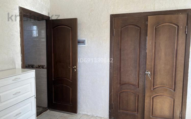 7-комнатный дом, 460 м², 8 сот., Самал 62 - Самал  - photo 4