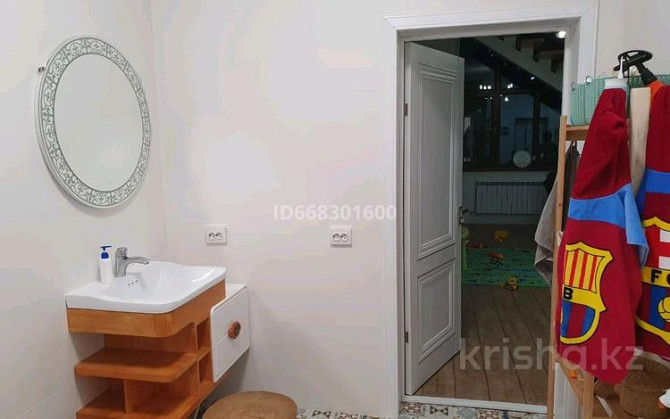 6-комнатный дом, 300 м², 10 сот., мкр Кунгей , Куанышбаева 15 Караганда - изображение 8