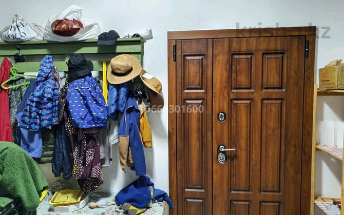 6-комнатный дом, 300 м², 10 сот., мкр Кунгей , Куанышбаева 15 Караганда - изображение 1