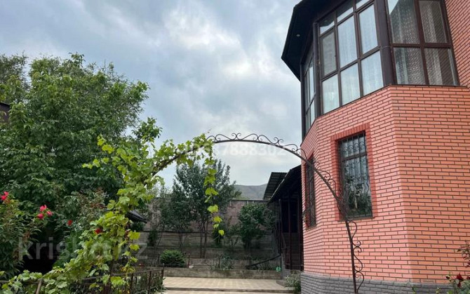 6-комнатный дом, 320 м², 6 сот., Енбек 19 - Вдоль трассы, по верхней трассе  - изображение 7