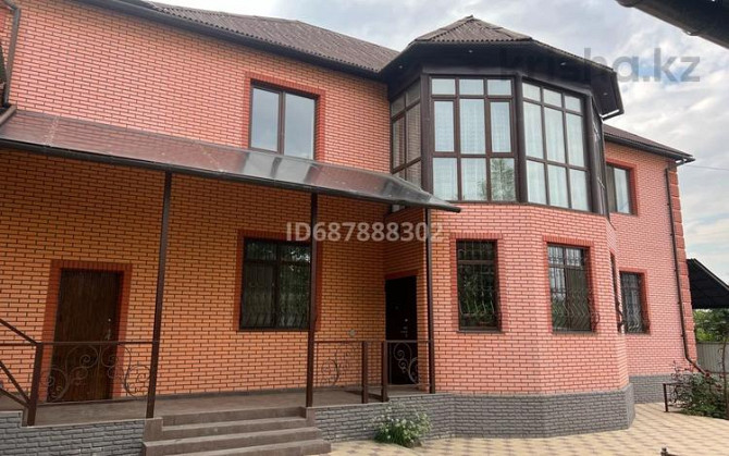 6-комнатный дом, 320 м², 6 сот., Енбек 19 - Вдоль трассы, по верхней трассе  - изображение 1