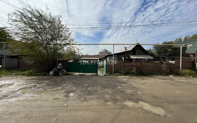 9-комнатный дом, 200 м², 8 сот., мкр Шанырак-1, Бабыр 19 Almaty - photo 1