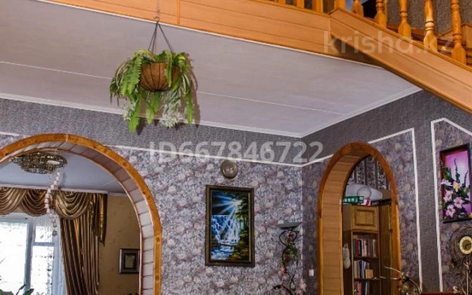 12-комнатный дом, 757 м², 8 сот., Переулок Зодчего 12 - Переулок Изумрудный Ust-Kamenogorsk - photo 3
