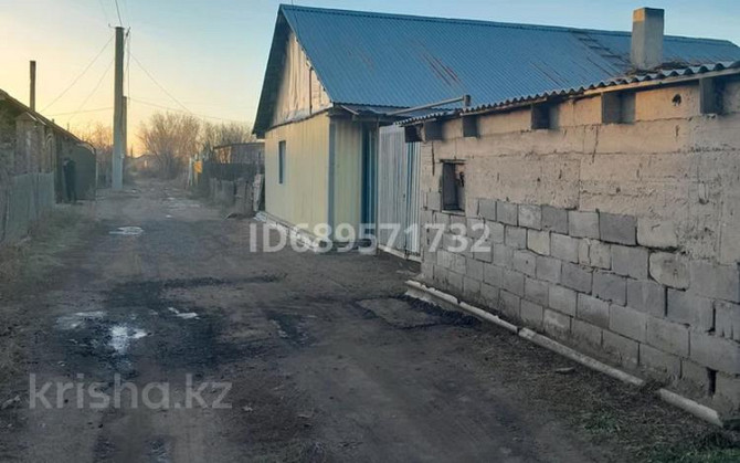 6-комнатный дом, 100 м², 7 сот., Абрикосовая - ПКСЗУ Сосновый бор Павлодар - изображение 1