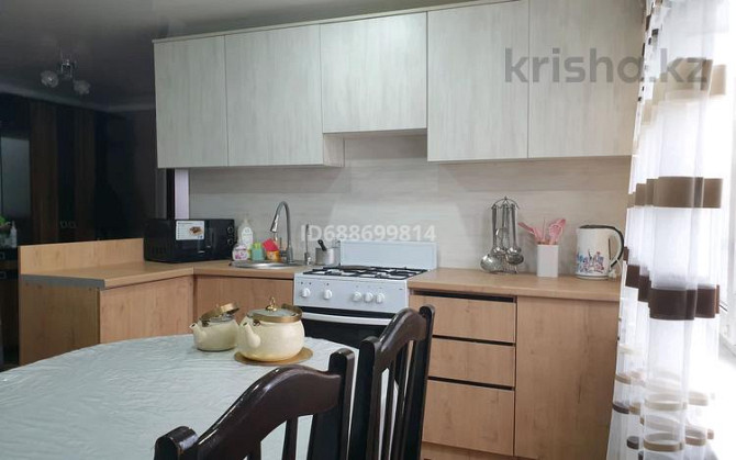 5-комнатный дом, 140 м², 10 сот., Торайгырова 44  - photo 2
