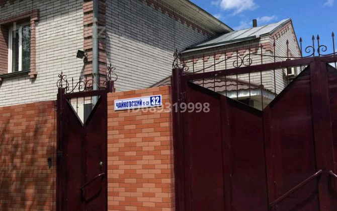 8-комнатный дом, 200 м², 10 сот., Чайковского 32 Семей - изображение 1