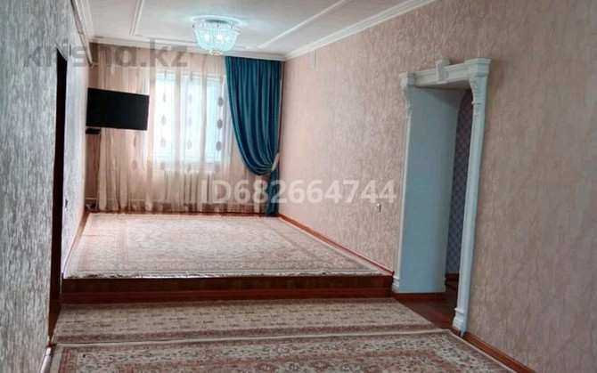 4-комнатный дом, 180 м², 10 сот., Желтоқсан 73а  - изображение 1