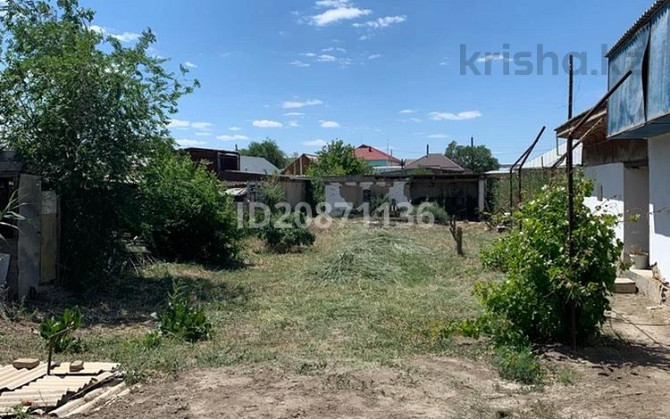 7-комнатный дом, 200 м², 10 сот., Кунаева 61 - СРОЧНО, ТОРГ. возле «Сластены» Кызылорда - изображение 1