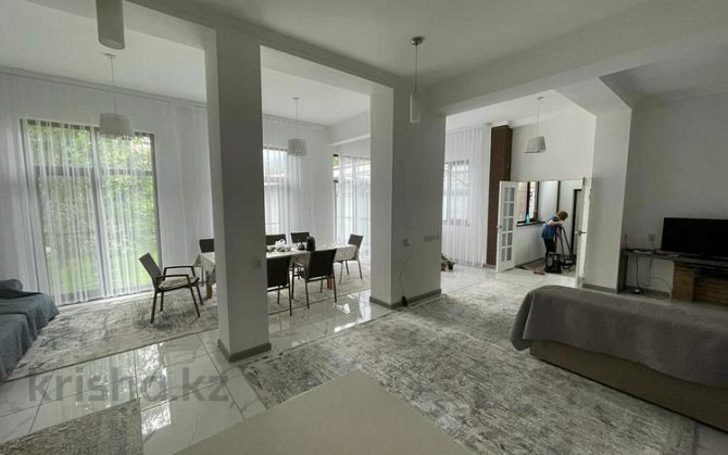 9-комнатный дом, 460 м², 7 сот., мкр Хан Тенгри, Свежесть 47 Almaty - photo 2