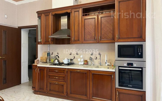 8-комнатный дом, 570 м², 10 сот., 1ая Челябинская Костанай - изображение 1