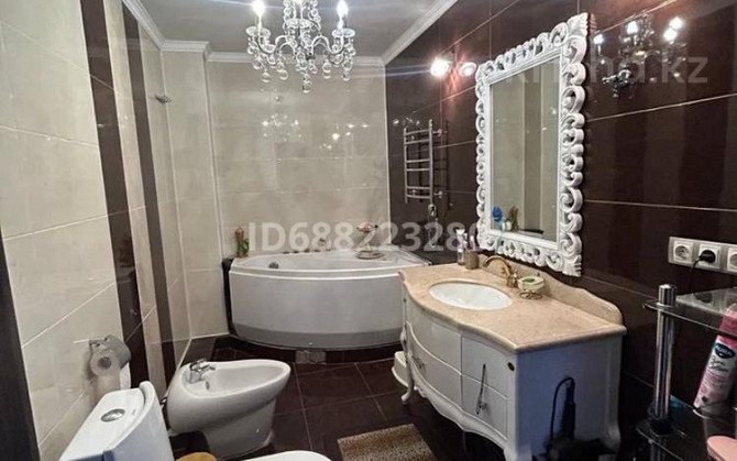 9-комнатный дом, 423.8 м², 8 сот., мкр Карагайлы, Кали надырова 126 Almaty - photo 6