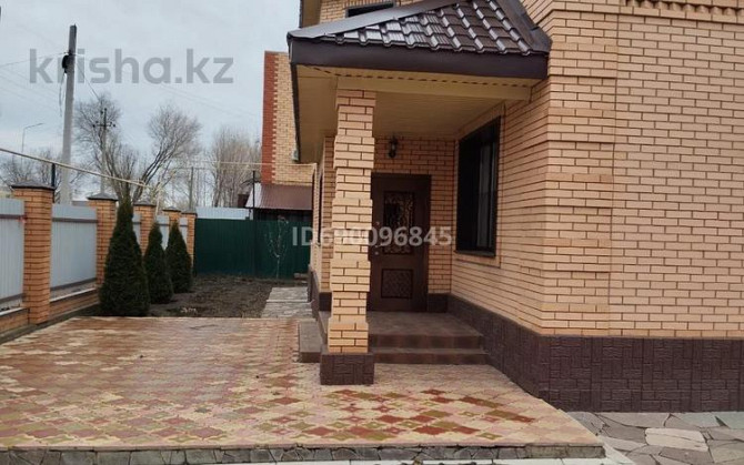 6-комнатный дом, 240 м², 9 сот., Молодёжная 26 - Рядом с торговым домом «Жарсуат»  - изображение 2