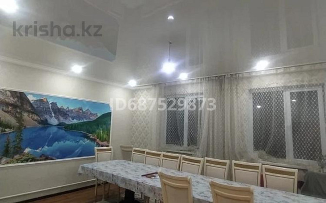 8-комнатный дом, 200 м², 5 сот., Береке 13 линия  - изображение 1