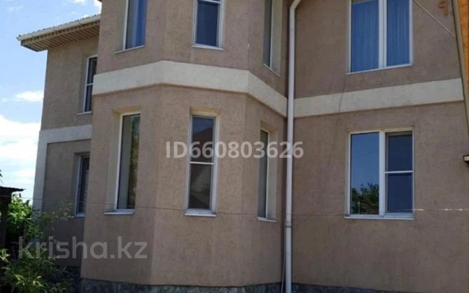 8-комнатный дом, 280 м², 4.3 сот., Макашева 90 Каскелен - изображение 1
