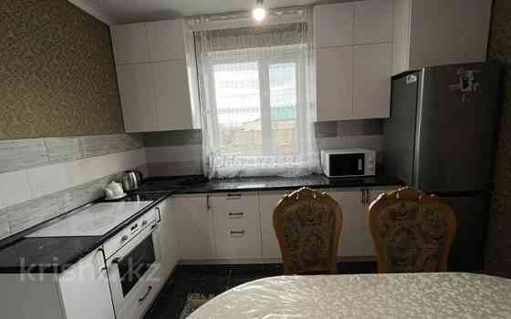 5-комнатный дом, 130 м², 10 сот., Акмола 35 - Республика 